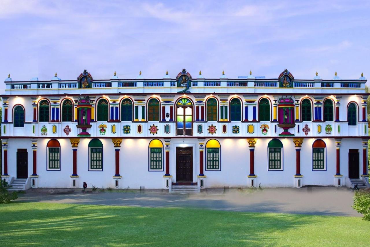 Chettinad Manor Hotel Kānādukāttān Екстериор снимка